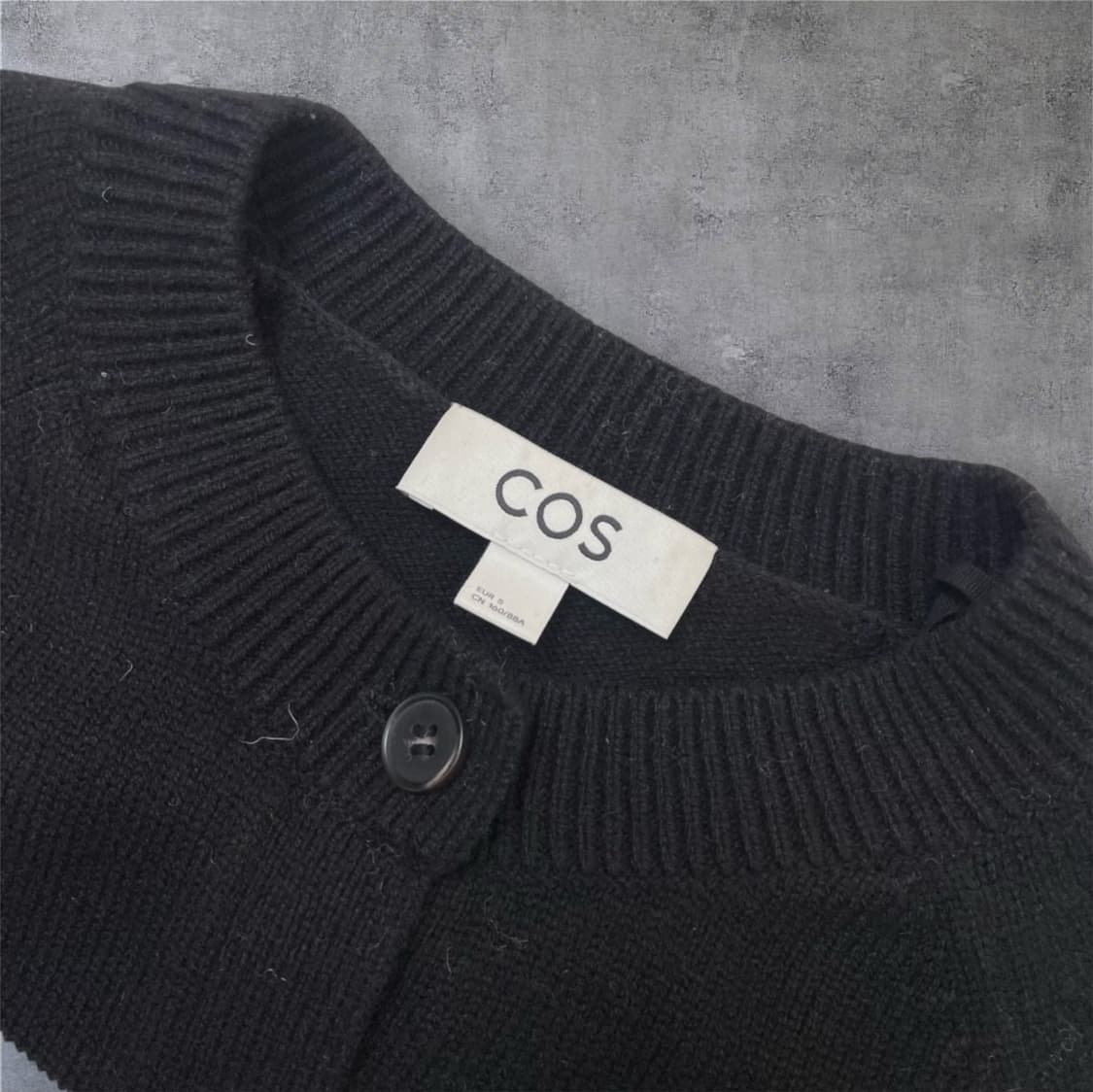 코스 COS 블랙 스트라이프 크롭 니트 가디건 S 상품이미지2
