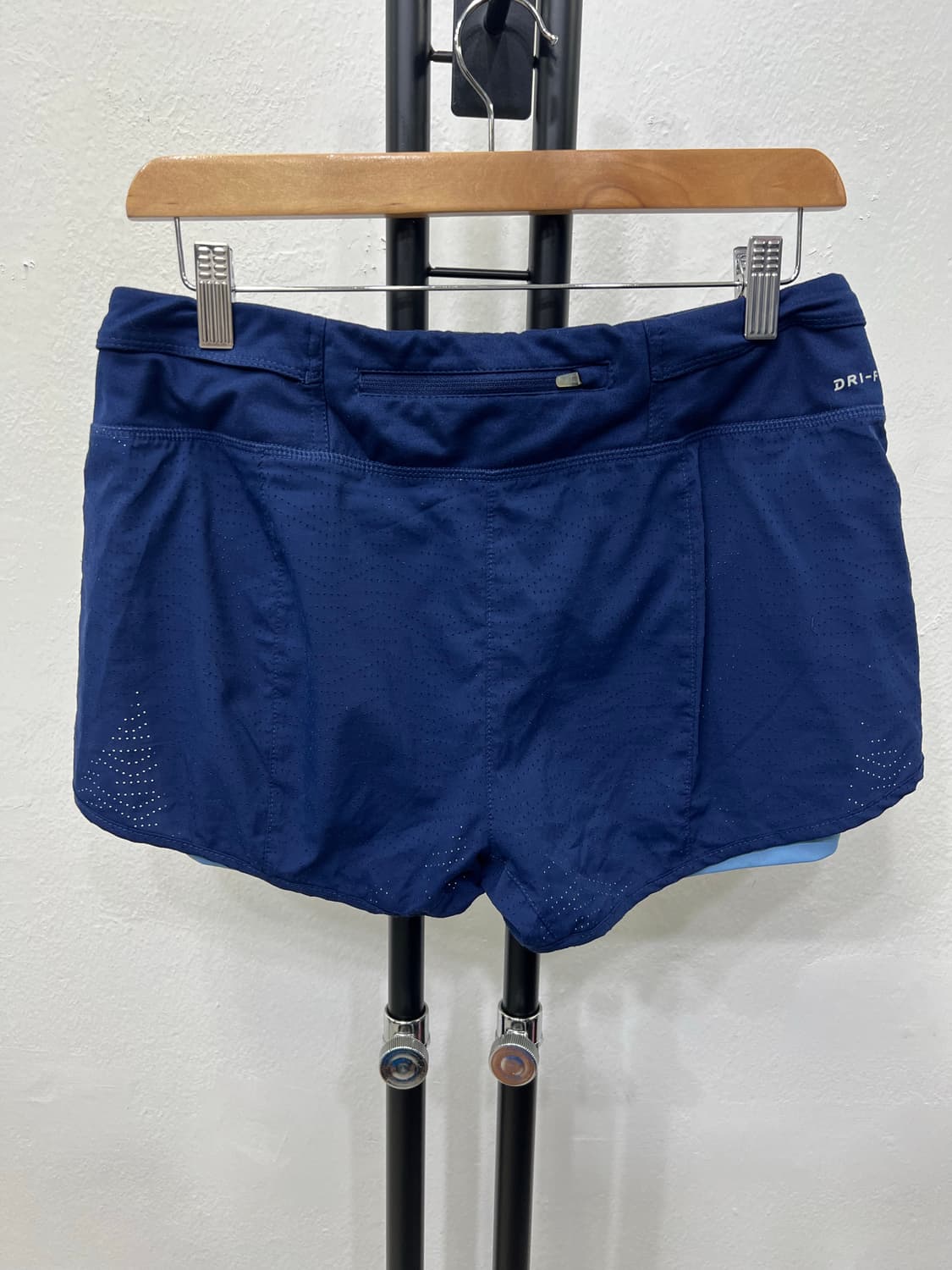 정품) 나이키 드라이핏 여성 레깅스 반바지 L 상품이미지5