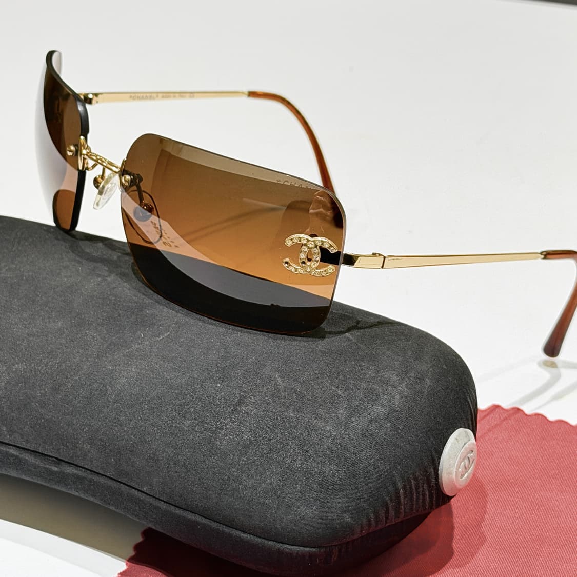 00‘s 샤넬 빈티지 무테 선글라스 4017-D 상품이미지2