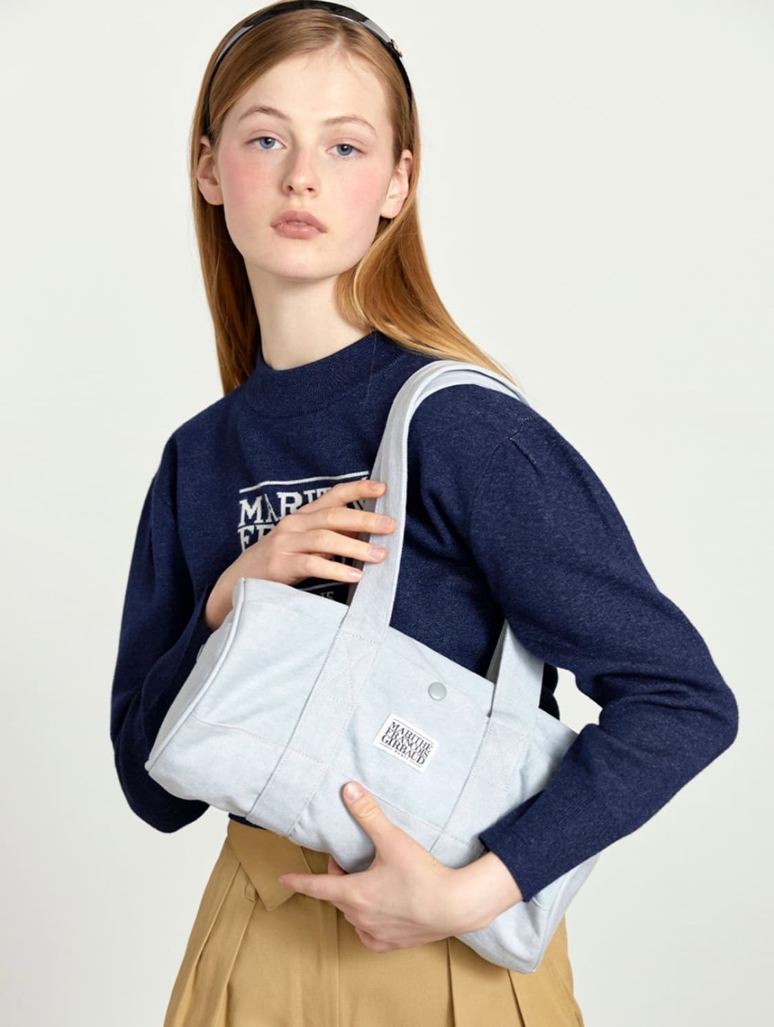 CLASSIC LOGO DUFFLE BAG light blue 상품이미지1