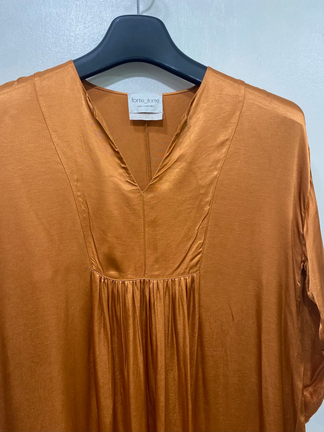 포르테포르테 새틴원피스 0(55-66) 상품이미지2