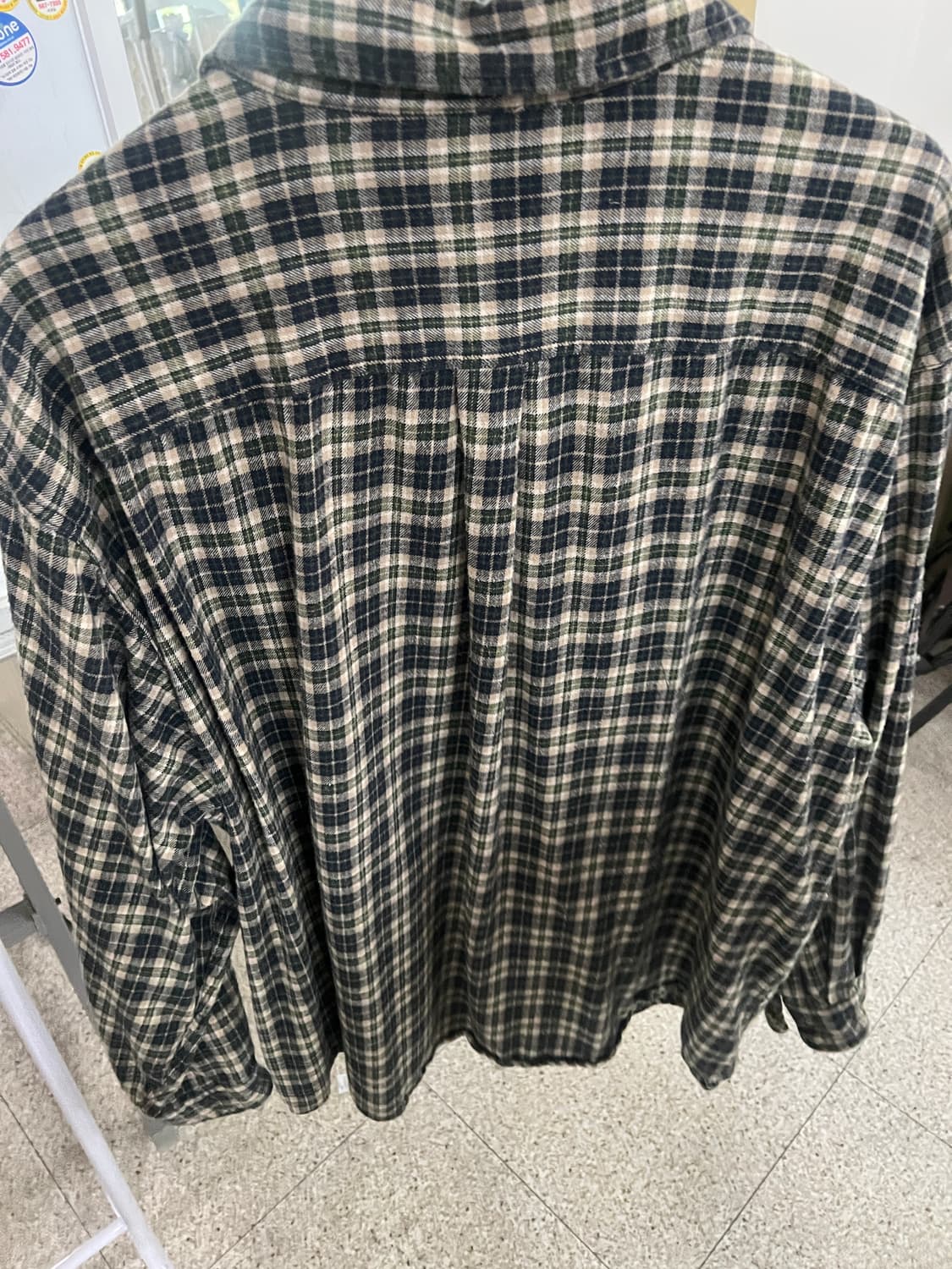 칼하트 오버핏 체크 셔츠 상품이미지2