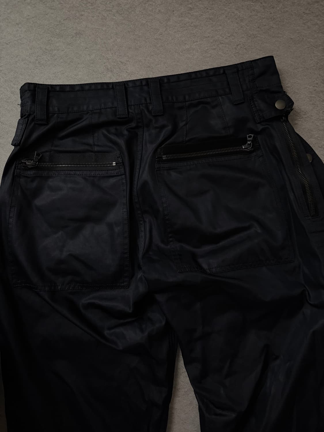 이세이미야케 테크니컬 멀티지퍼 카고팬츠 상품이미지6