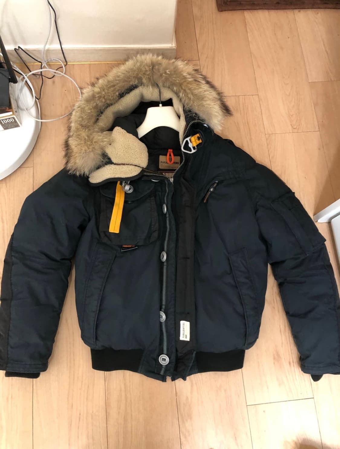 파라점퍼스 트라이브 m사이즈 급처 상품이미지1