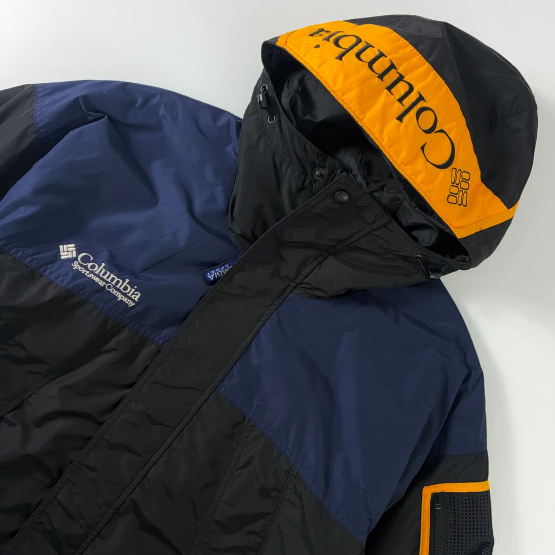 Columbia  컬럼비아 90,s 스포츠 아큐브 아웃도어 점퍼  상품이미지3