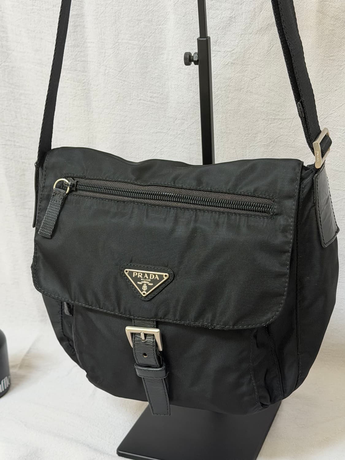 프라다 남녀공용 나일론 포코노 크로스백 주우재백 상품이미지5