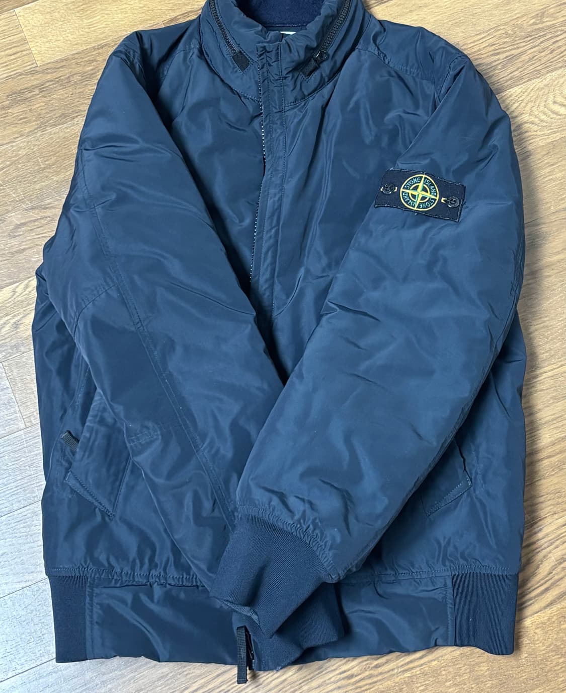 스톤아일랜드 마이크로 랩스 프리마로프트 패딩 상품이미지2