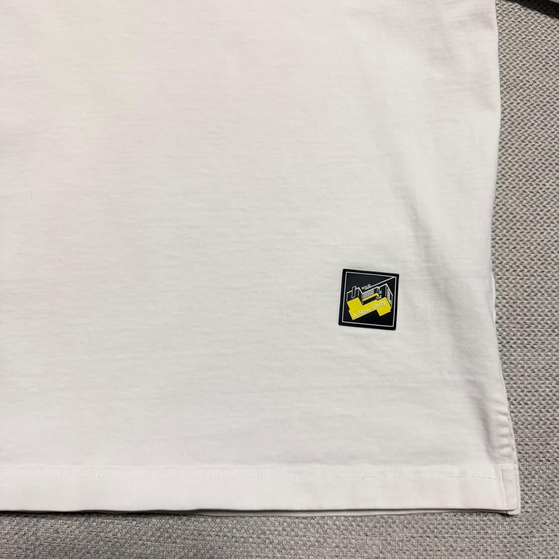 솔리드옴므 백 프린팅 반팔 라운드 티셔츠 상품이미지3