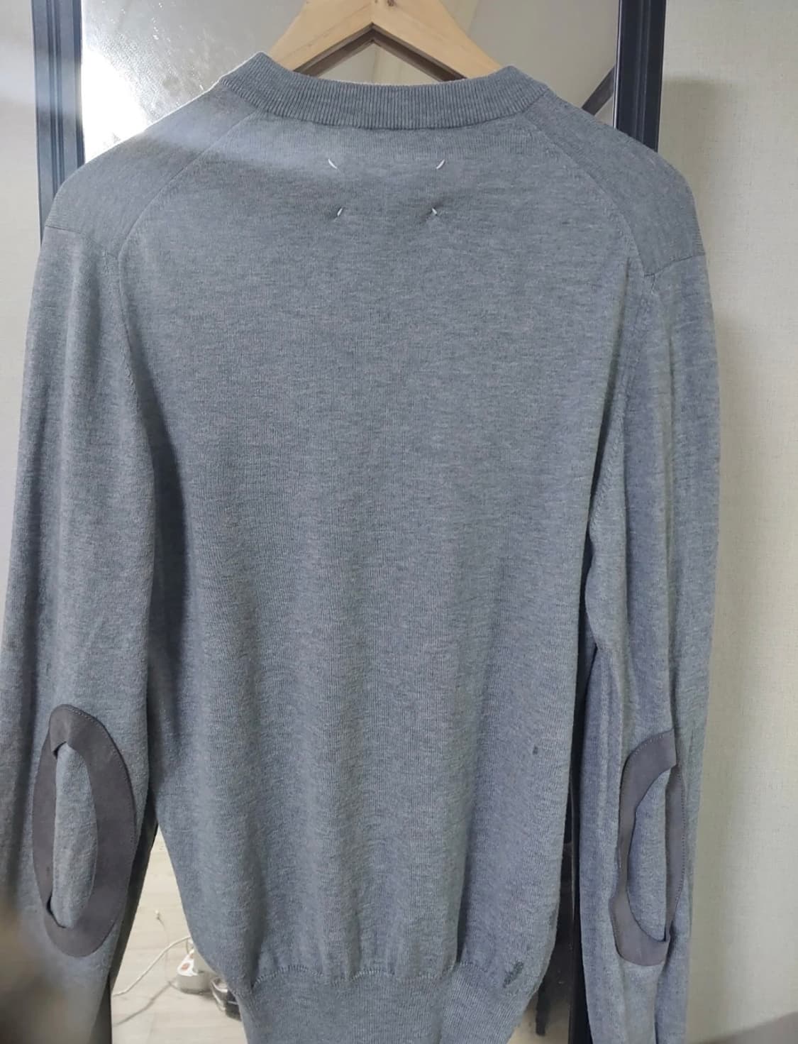 마르지엘라 엘보우 패치 니트 상품이미지2