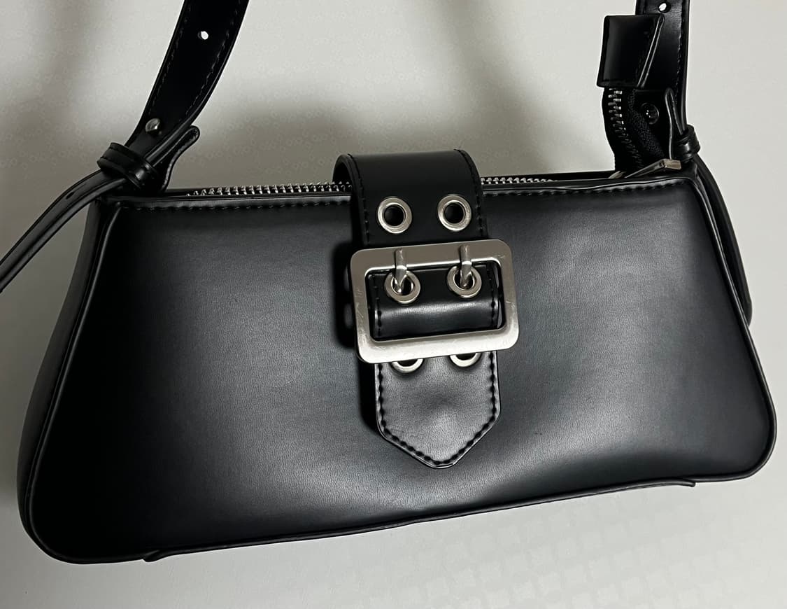 자라 버클 숄더백 상품이미지5