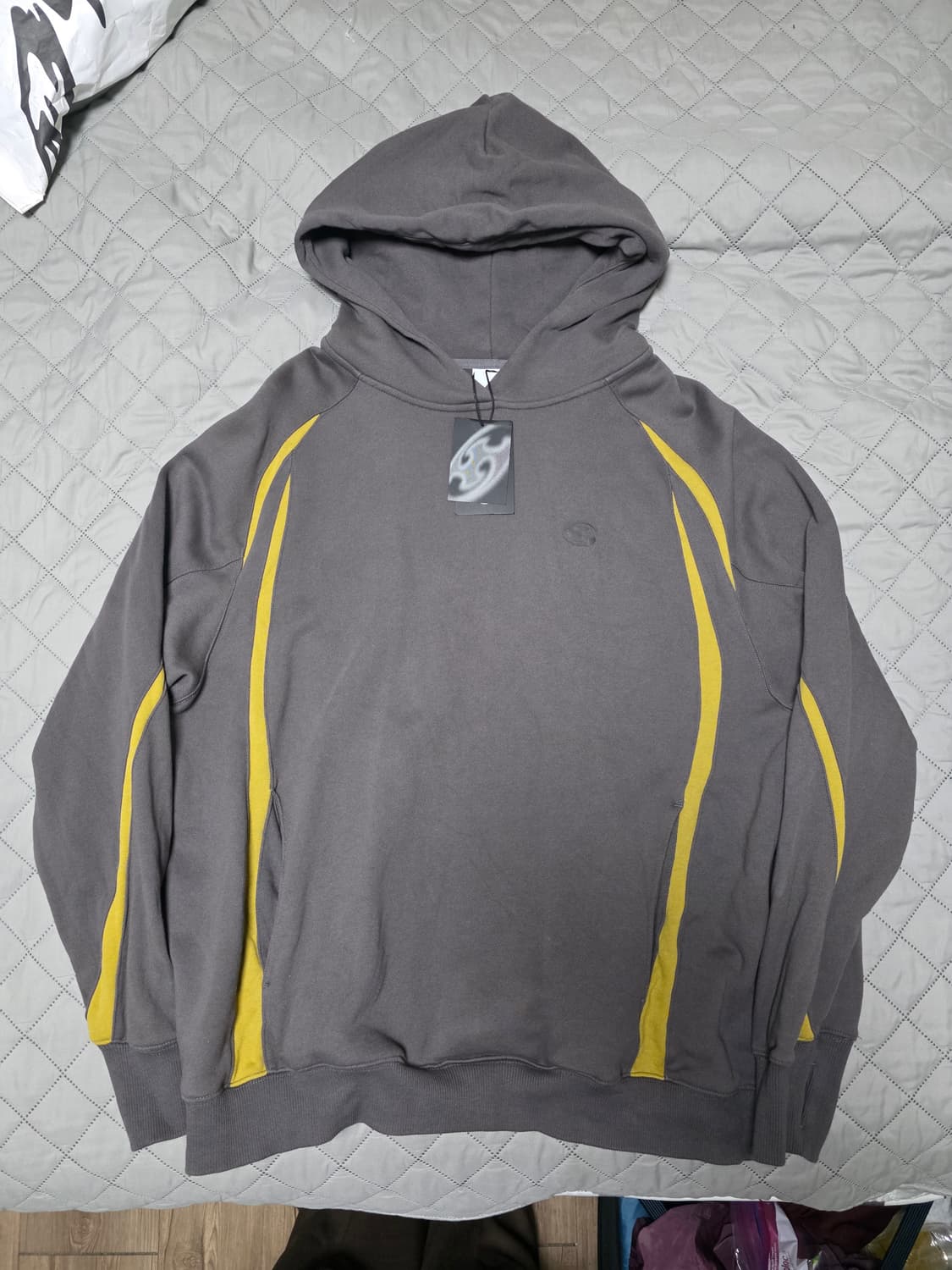 [3] 산산기어 후드티 애쉬브라운 새상품 상품이미지1