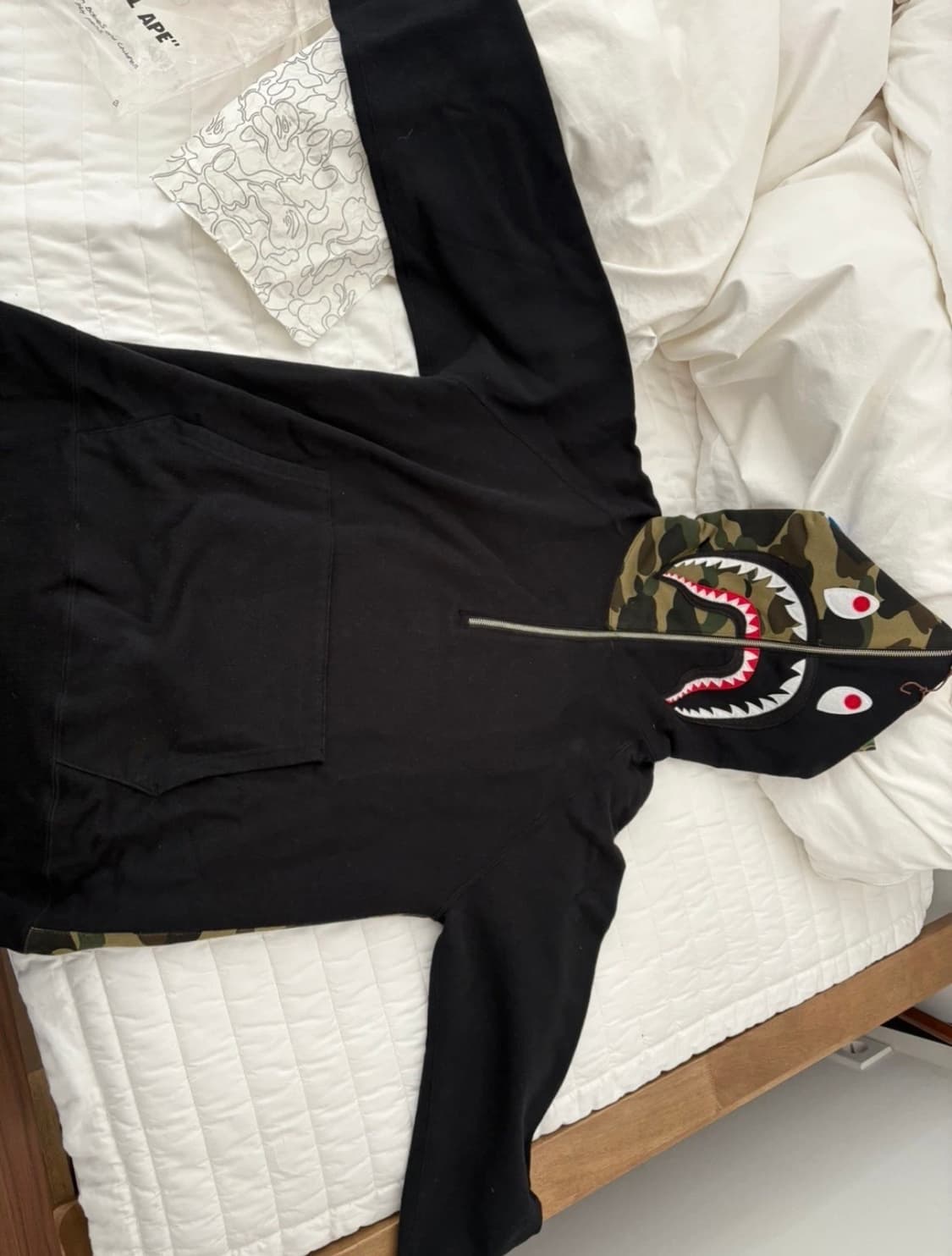 베이프 샤크 반카모 녹계 반후드집업 상품이미지5