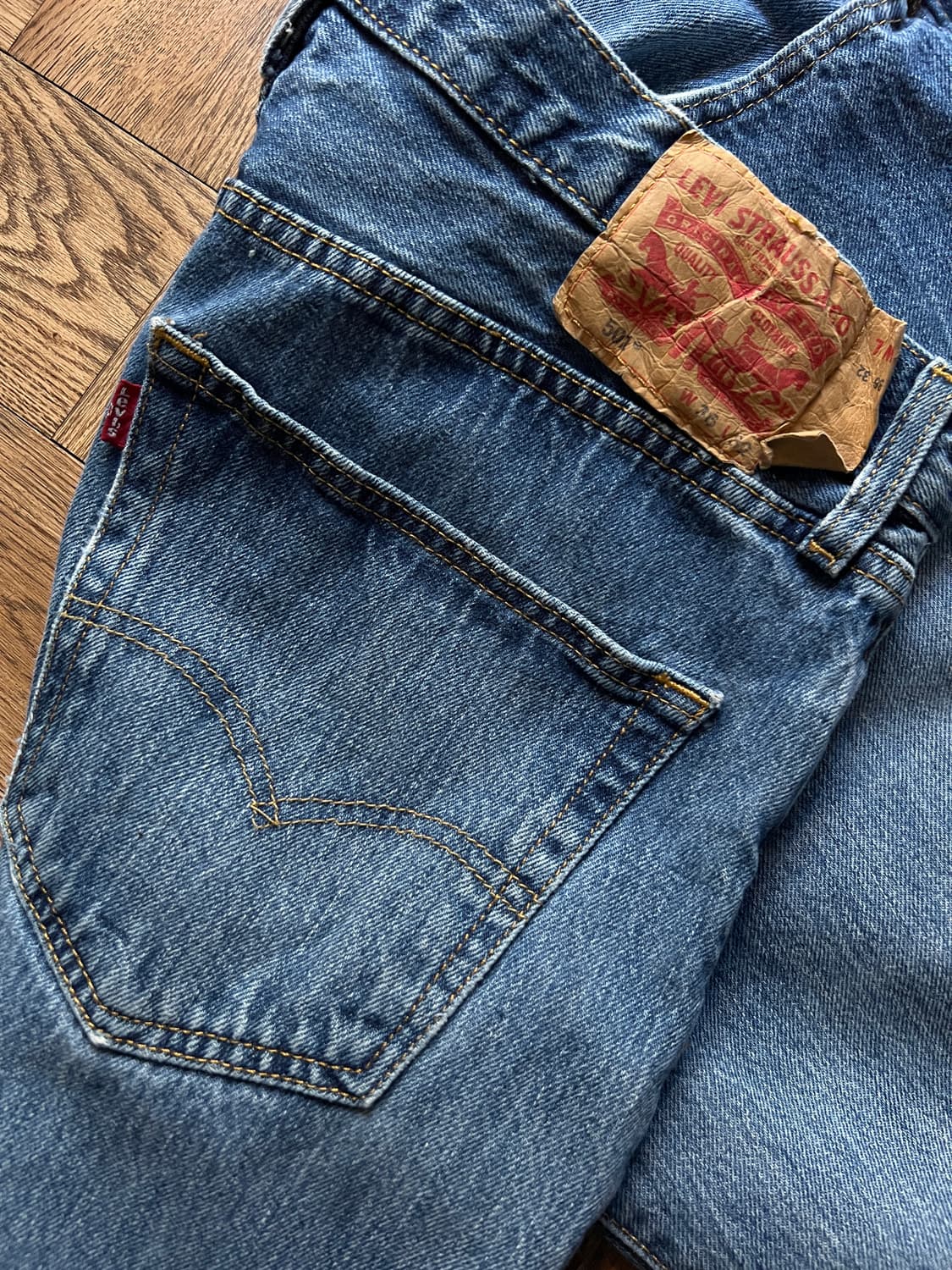 [36]리바이스 501 빈티지 워싱 스트레이트핏 데님 팬츠 상품이미지5