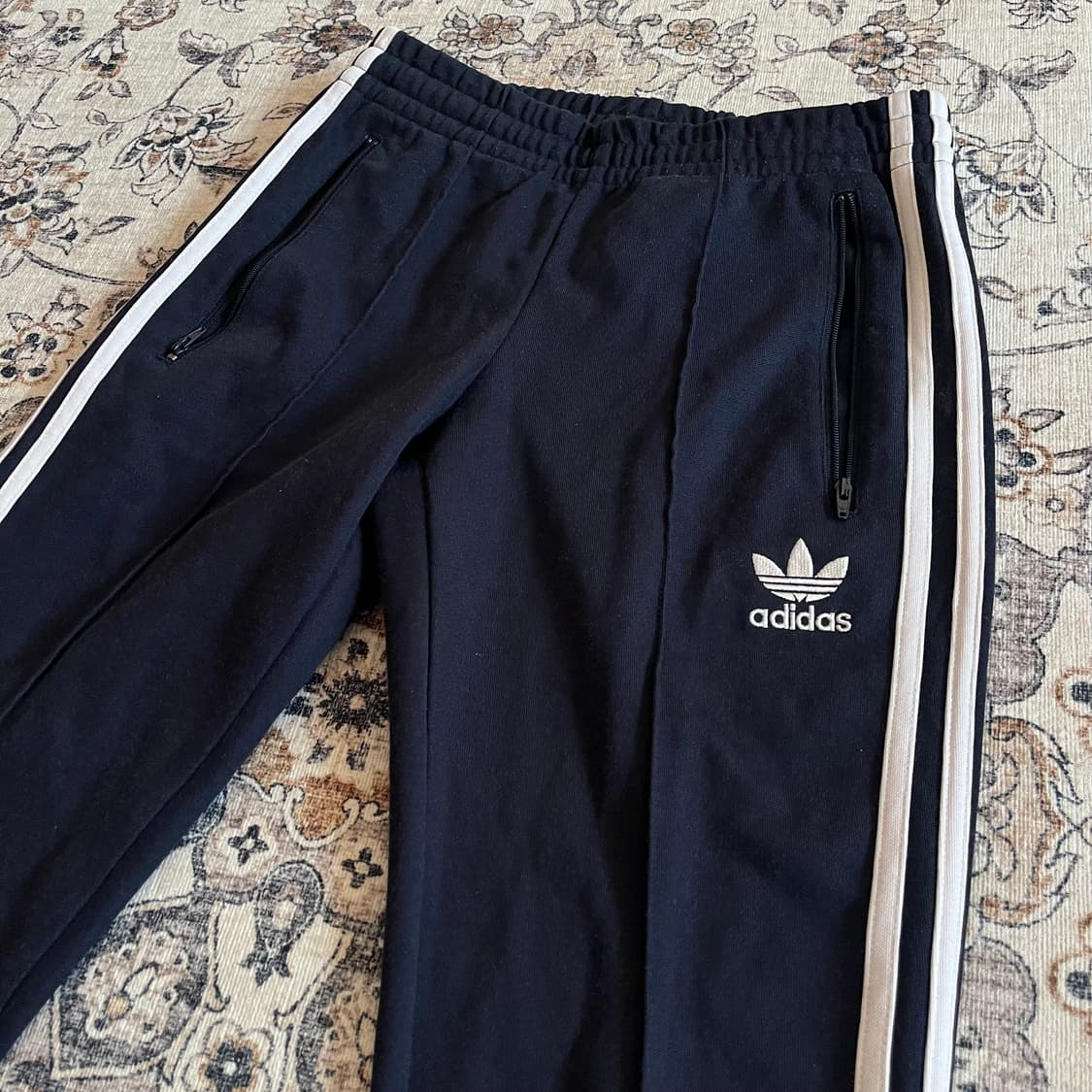 아디다스 유로파 자수로고 트랙팬츠 상품이미지2