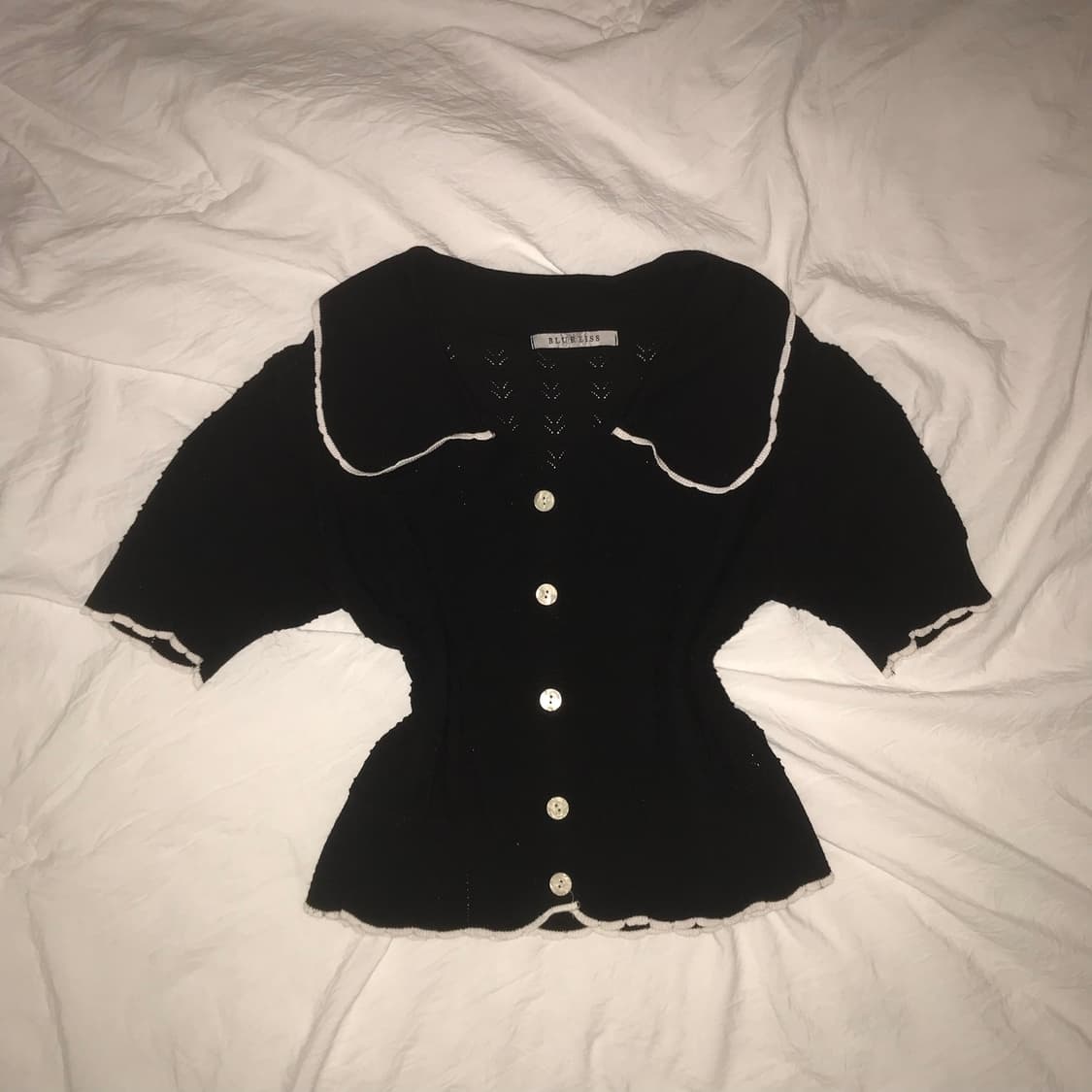 레이스 펀칭 반팔 가디건 상품이미지1