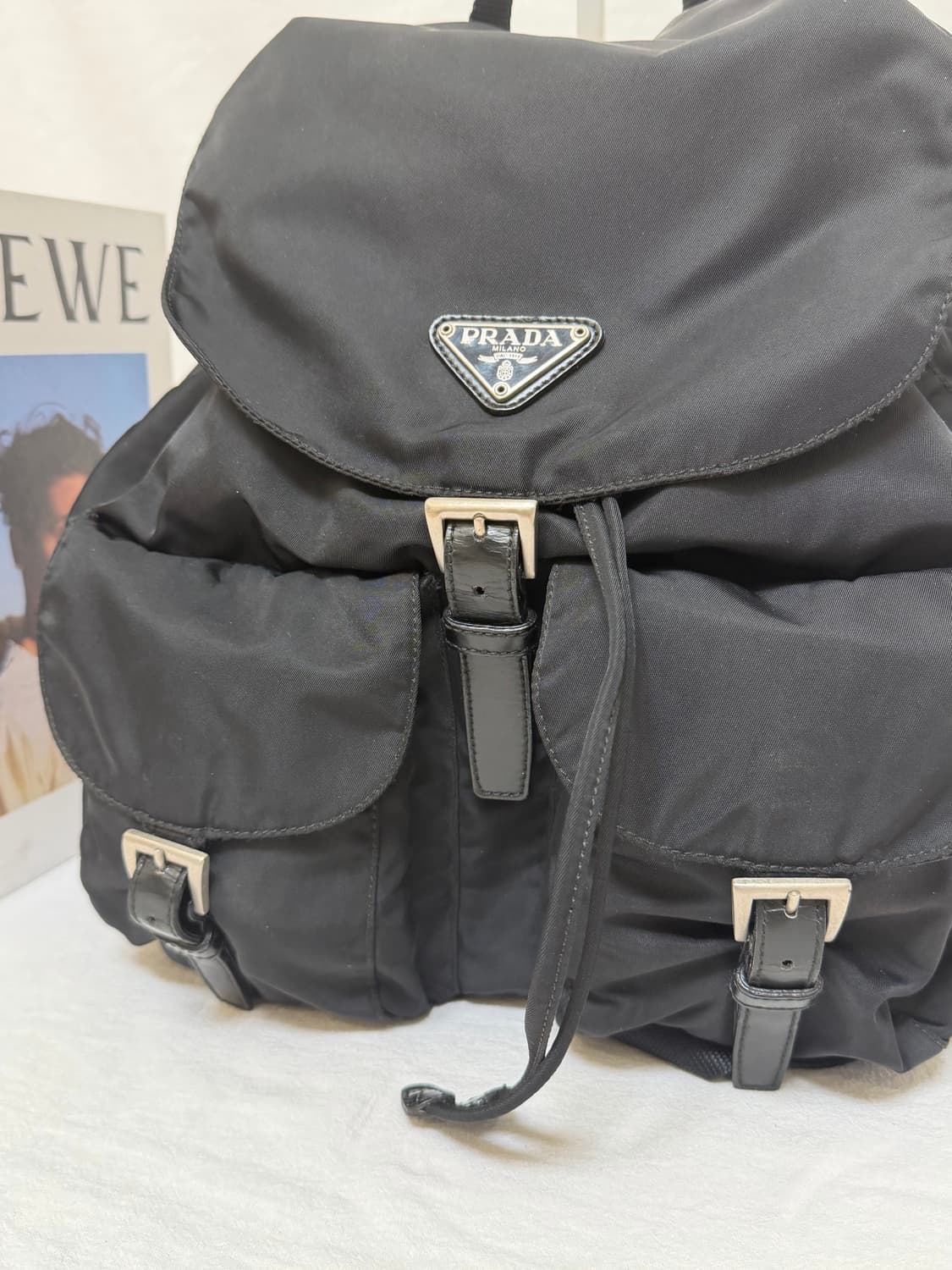 정품 프라다 포코노 나일론 미디움 백팩 블랙 상품이미지5