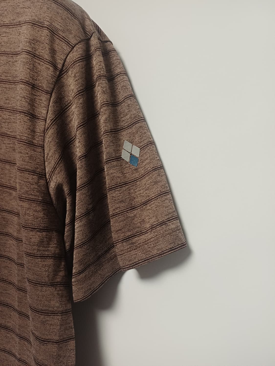[105/XL] 몽벨 남성 하프집업 반팔 티셔츠 (다크베이지) 상품이미지4