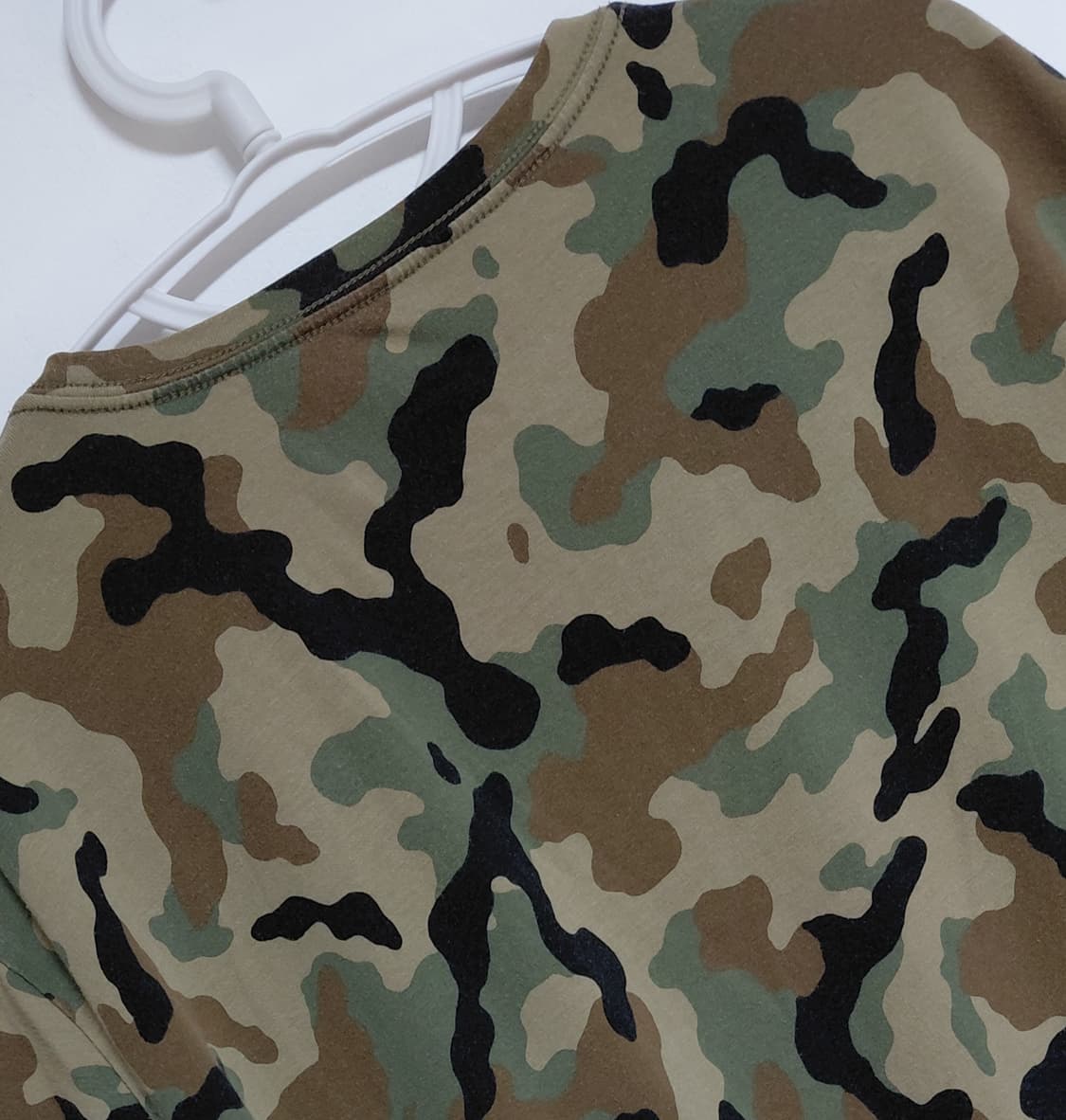 아메리칸 이글 카모플라주 빅로고 FLEX 반팔 티셔츠 (M) 상품이미지9