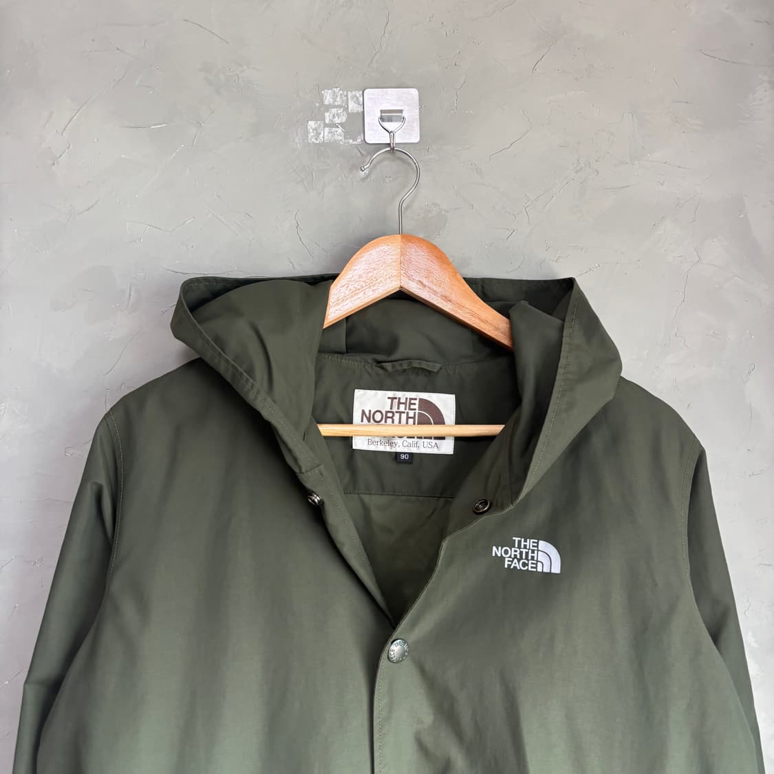 노스페이스 피쉬테일 바람막이 자켓 카키 상품이미지2