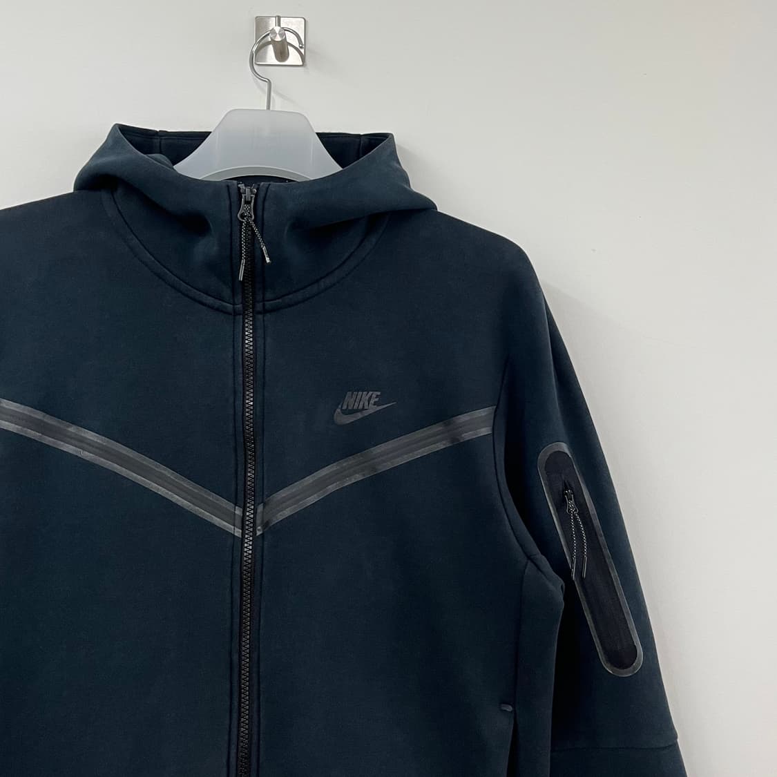 나이키 테크팩 풀집업 블랙 후드집업 105 상품이미지4