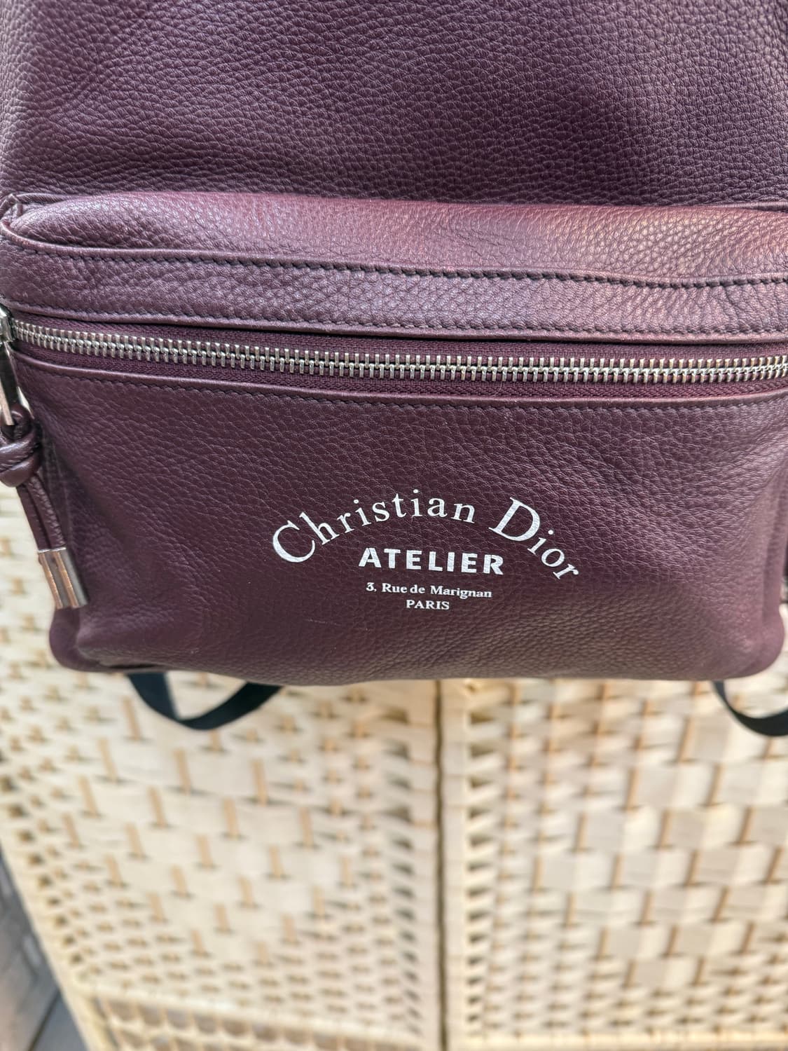 정품 디올옴므 아뜰리에 시그니처 프린트 백팩 팝니다 상품이미지2