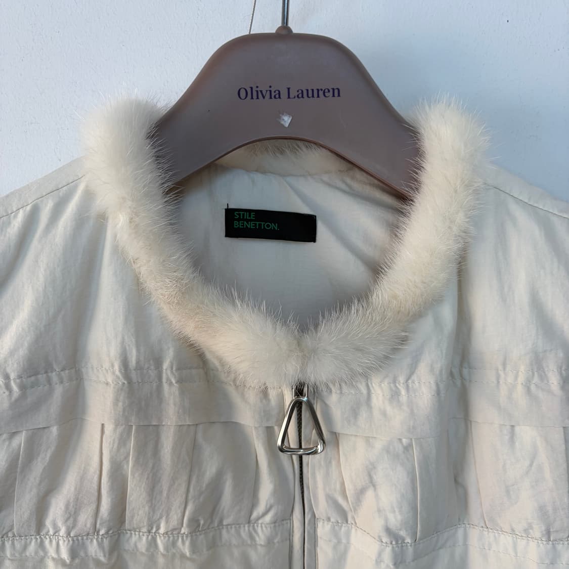 베네통 넥 밍크 베스트 아이보리 상품이미지2