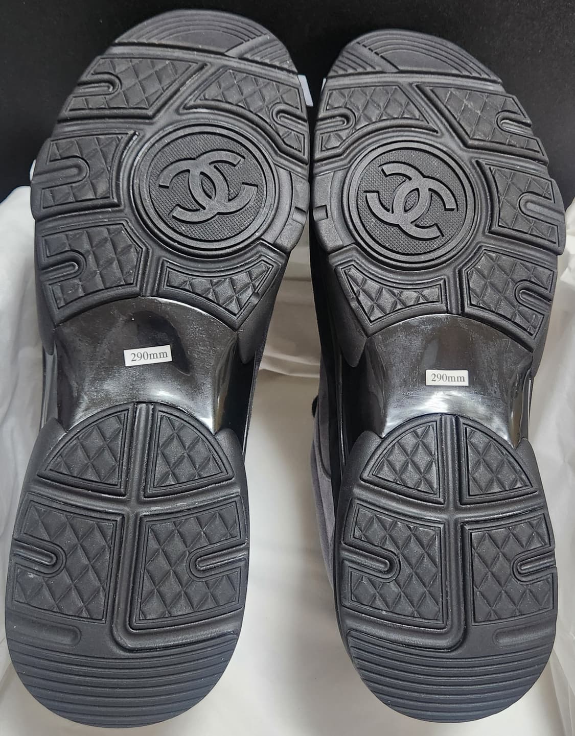 [정품 ] 샤넬 스니커즈 운동화 CC로고 스웨이드 그레이/블랙 42 상품이미지9