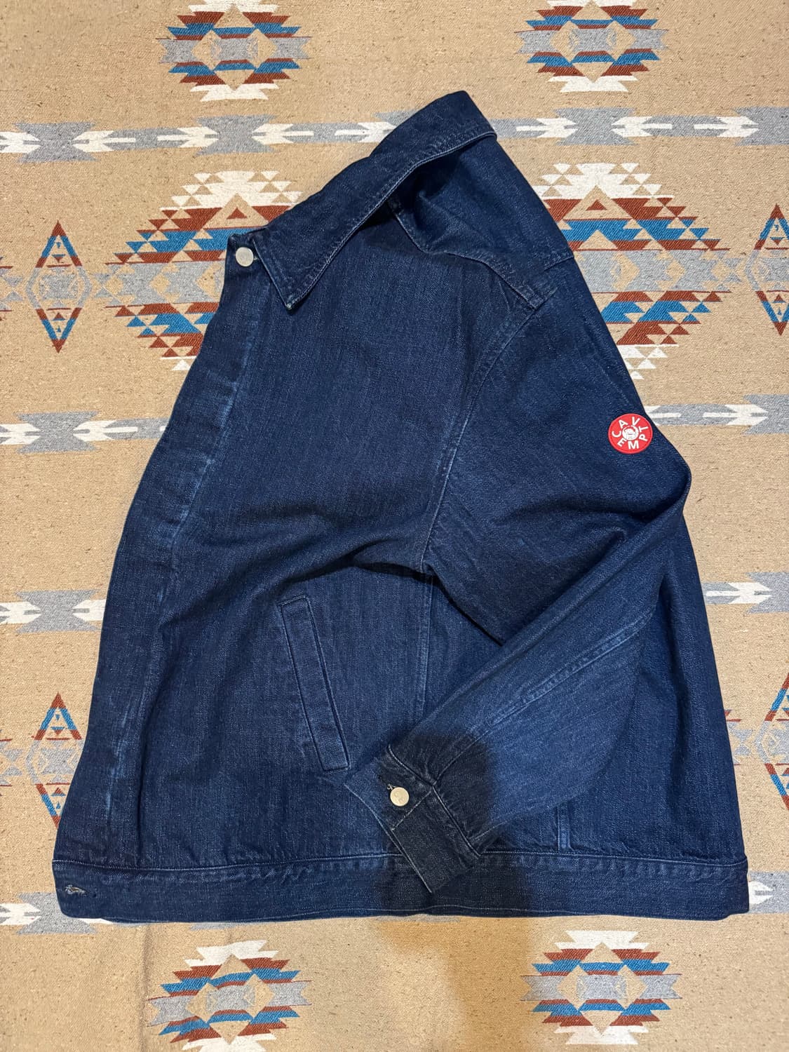 [L] 카브엠트 히든 버튼 데님 자켓 인디고 상품이미지6