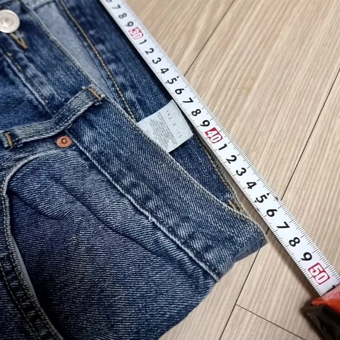 80-90년대 미국에서 생산된 리바이스 505 데님입니다. 38*30 사 상품이미지9