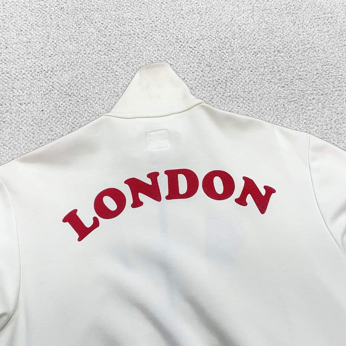 아디다스 런던 트랙탑 져지 화이트 레드 상품이미지3