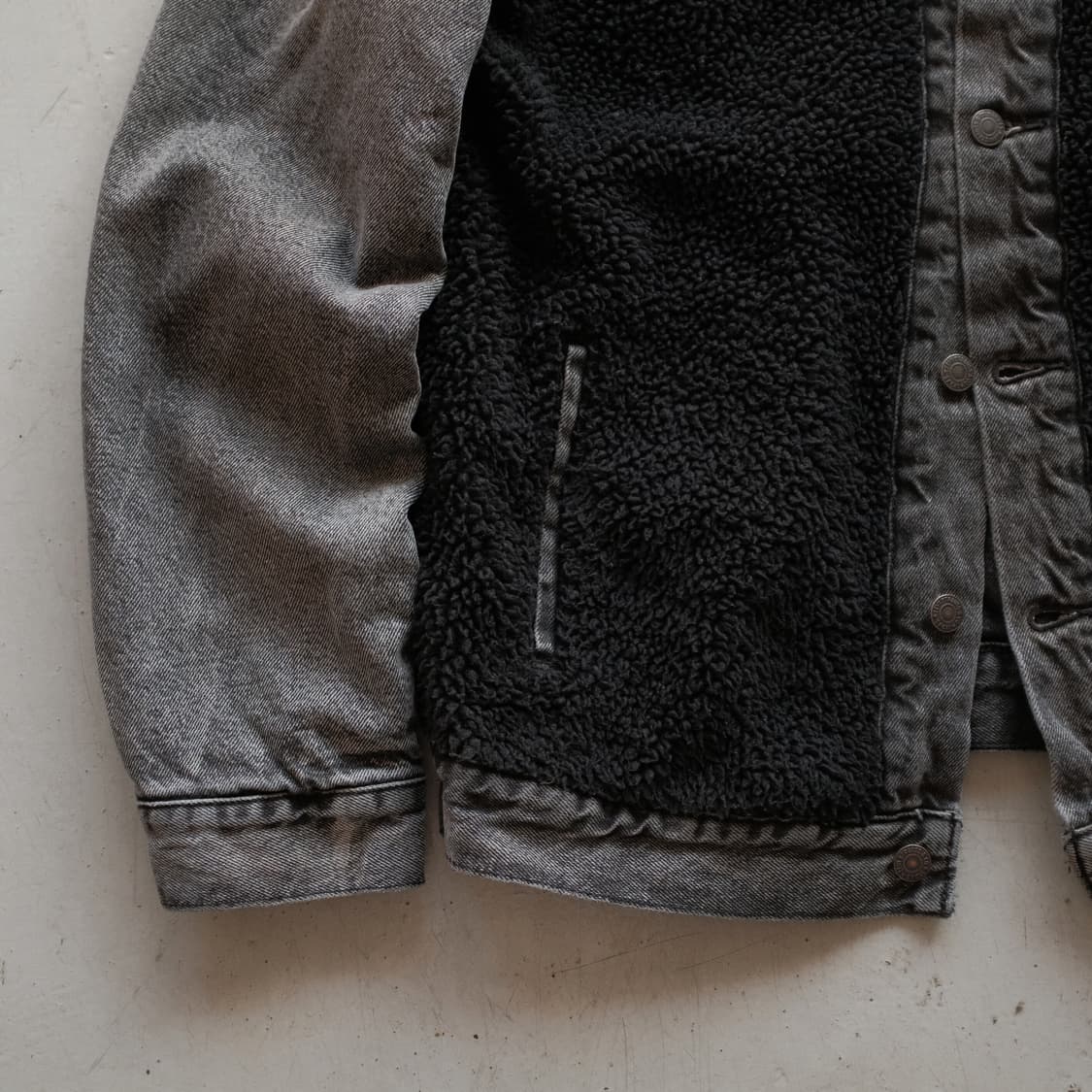 Levi’s Grizzly Sherpa Denim Jacket 상품이미지2