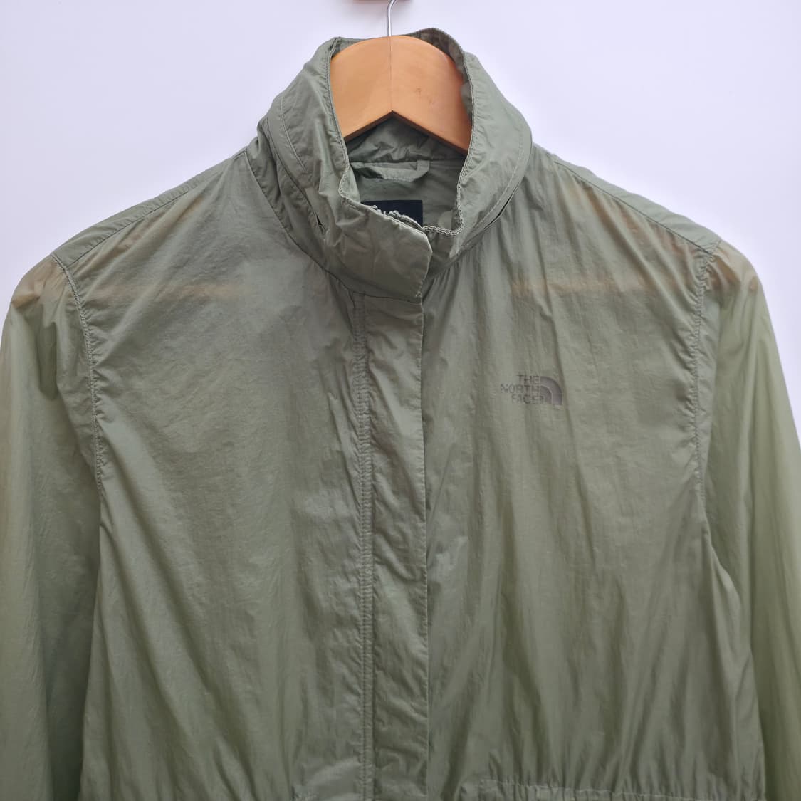 [S] 노스페이스 올리브 경량 바람막이 상품이미지2