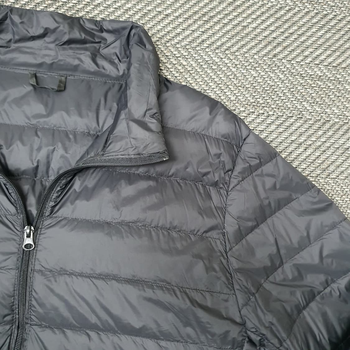 심플한 오리털 경량패딩 자켓 남자115 상품이미지3