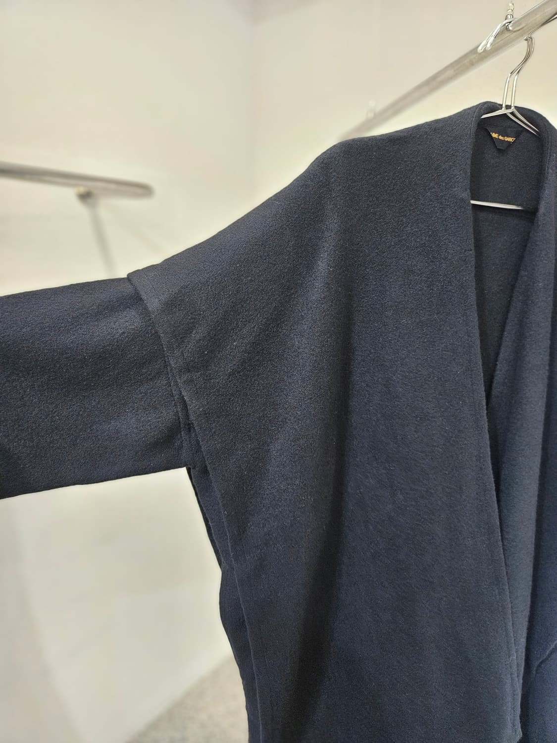 꼼데가르송 울 케이프 코트 상품이미지5