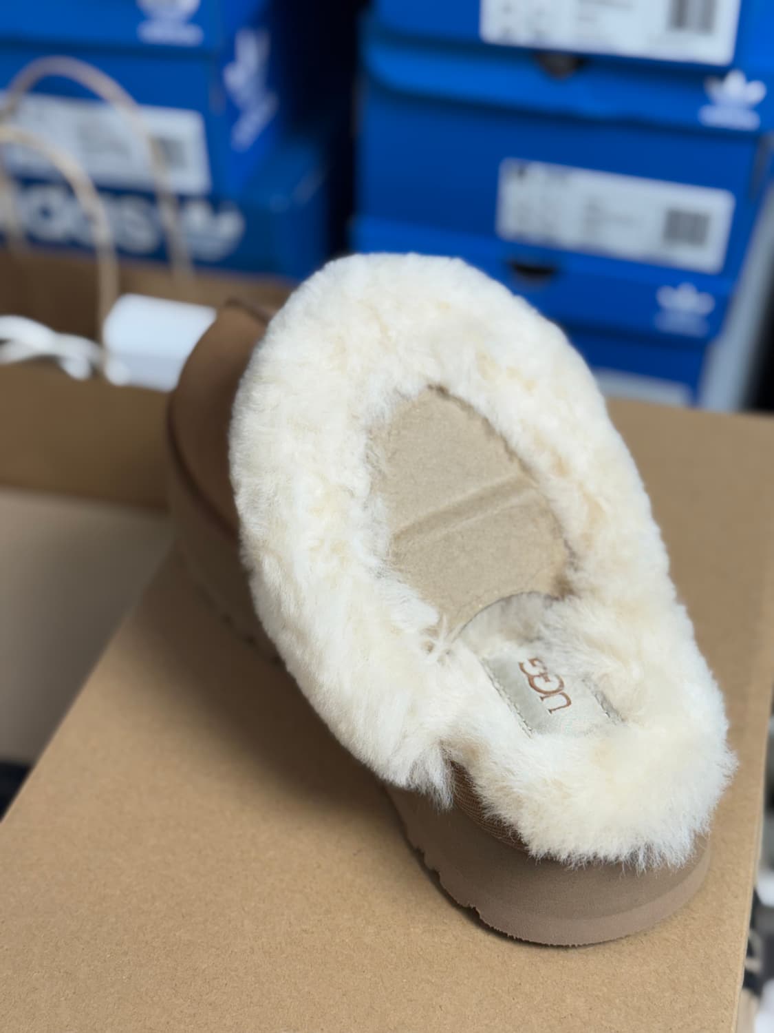 새상품)ugg 어그 디스케트 플랫폼 슬리퍼 상품이미지4