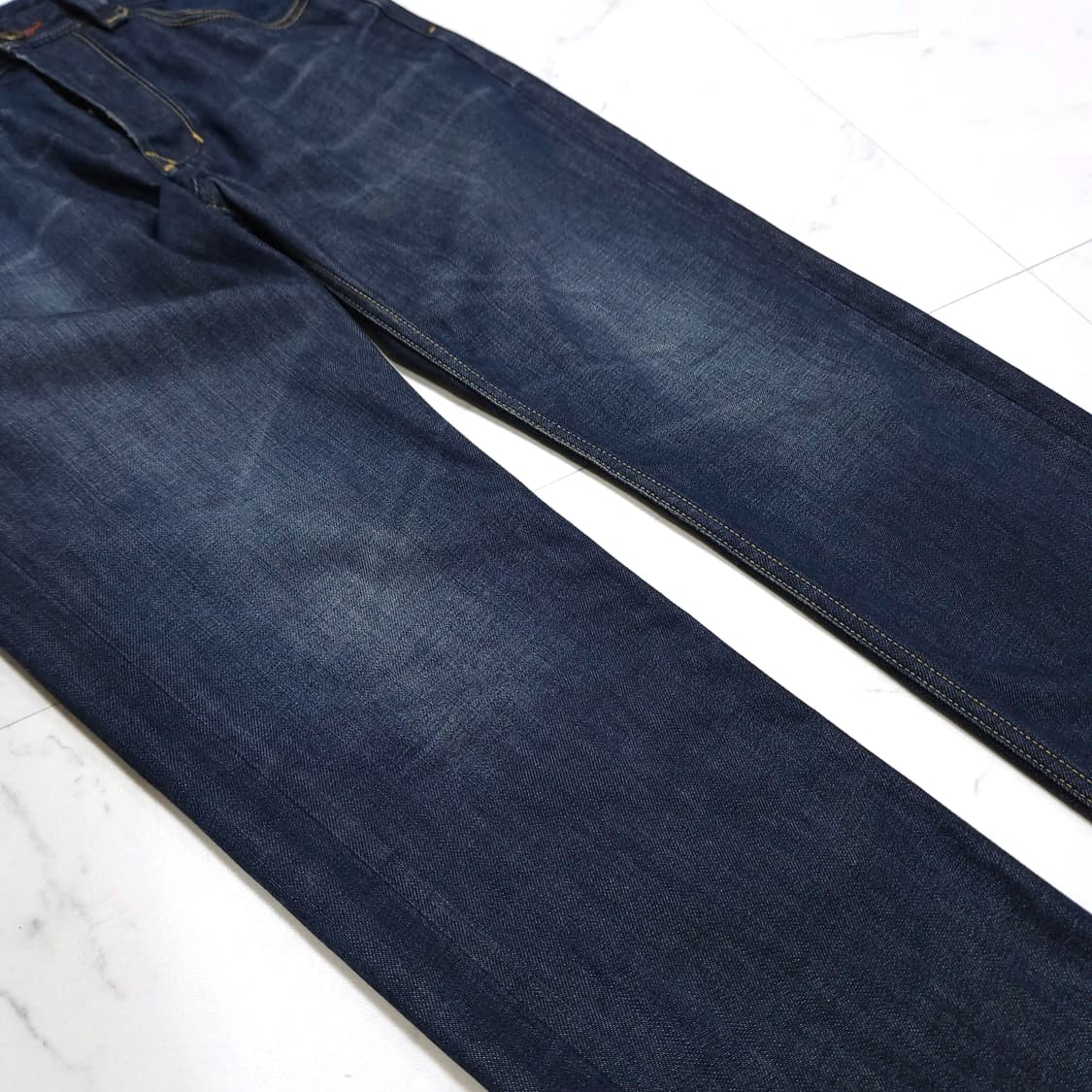 29)DIESEL 디젤 LARKEE-T 레귤러 테이퍼드 생지데님 청바지 상품이미지4