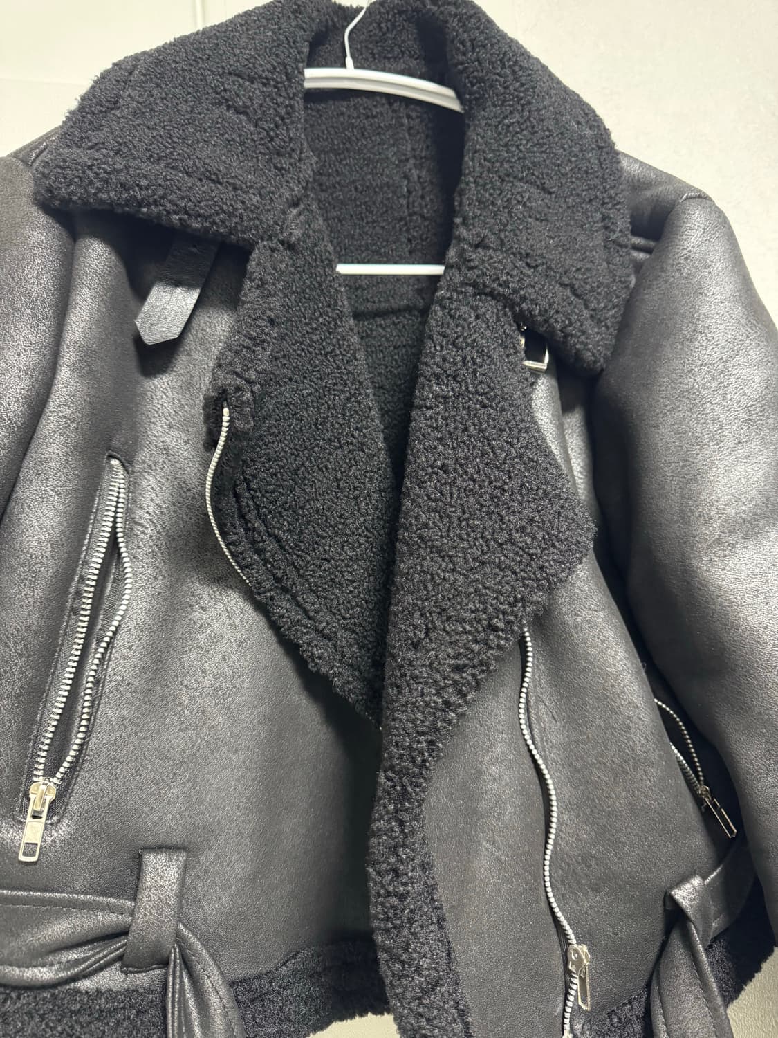 여성 크롭 가죽자켓 상품이미지1