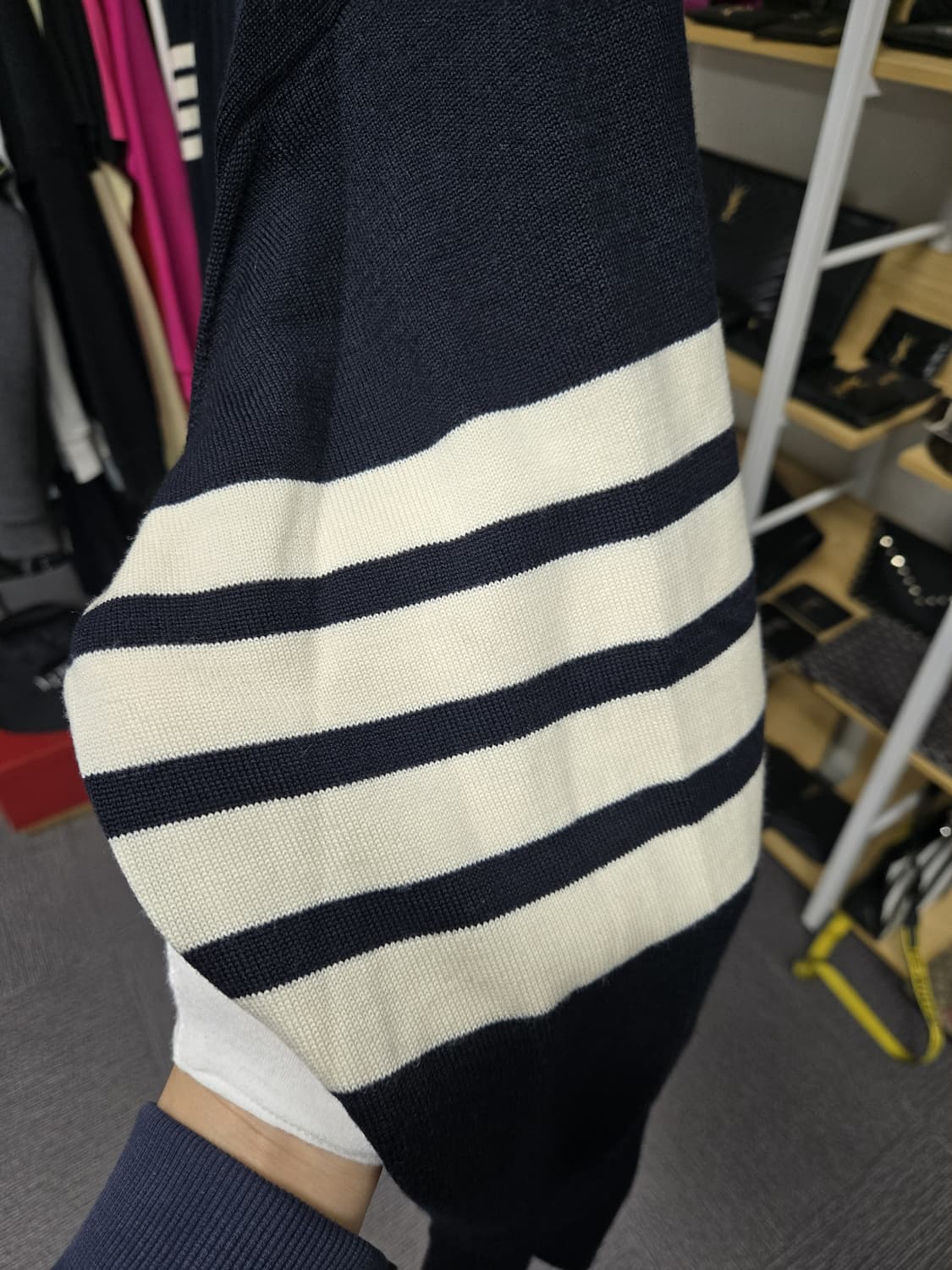 [A급컨디션]톰브라운 밀라노 니트 상품이미지2