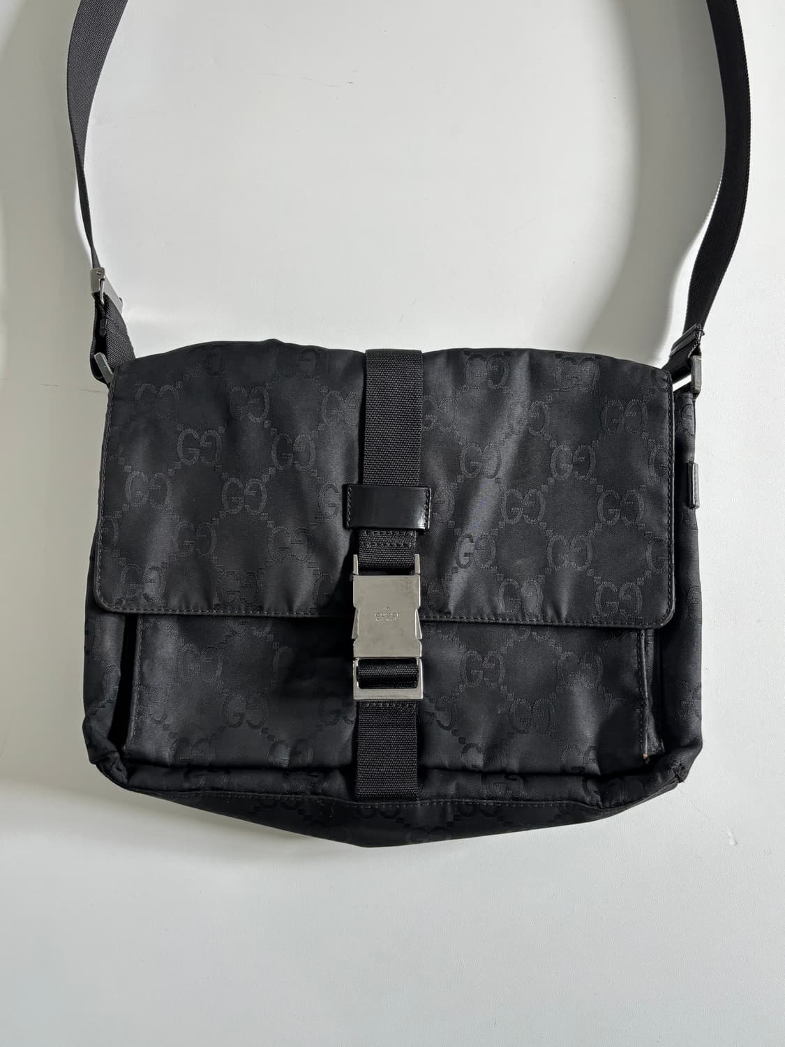 Gucci 구찌 원포켓 스몰 메신저 백 상품이미지2
