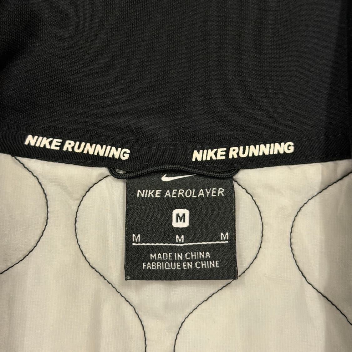 나이키 우먼 에어로에이어 패딩 자켓 블랙 M 상품이미지5