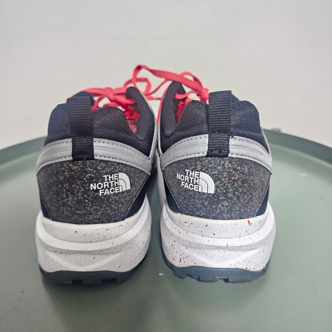 270노스페이스 트레킹화 상품이미지3