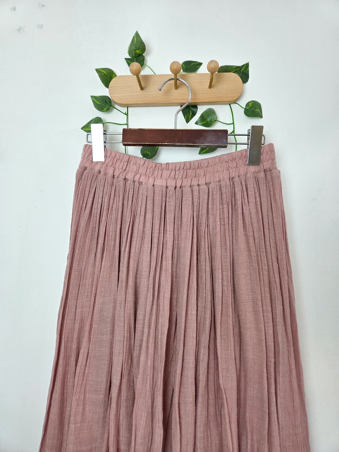 톤다운 핑크 여리 롱스커트 상품이미지2