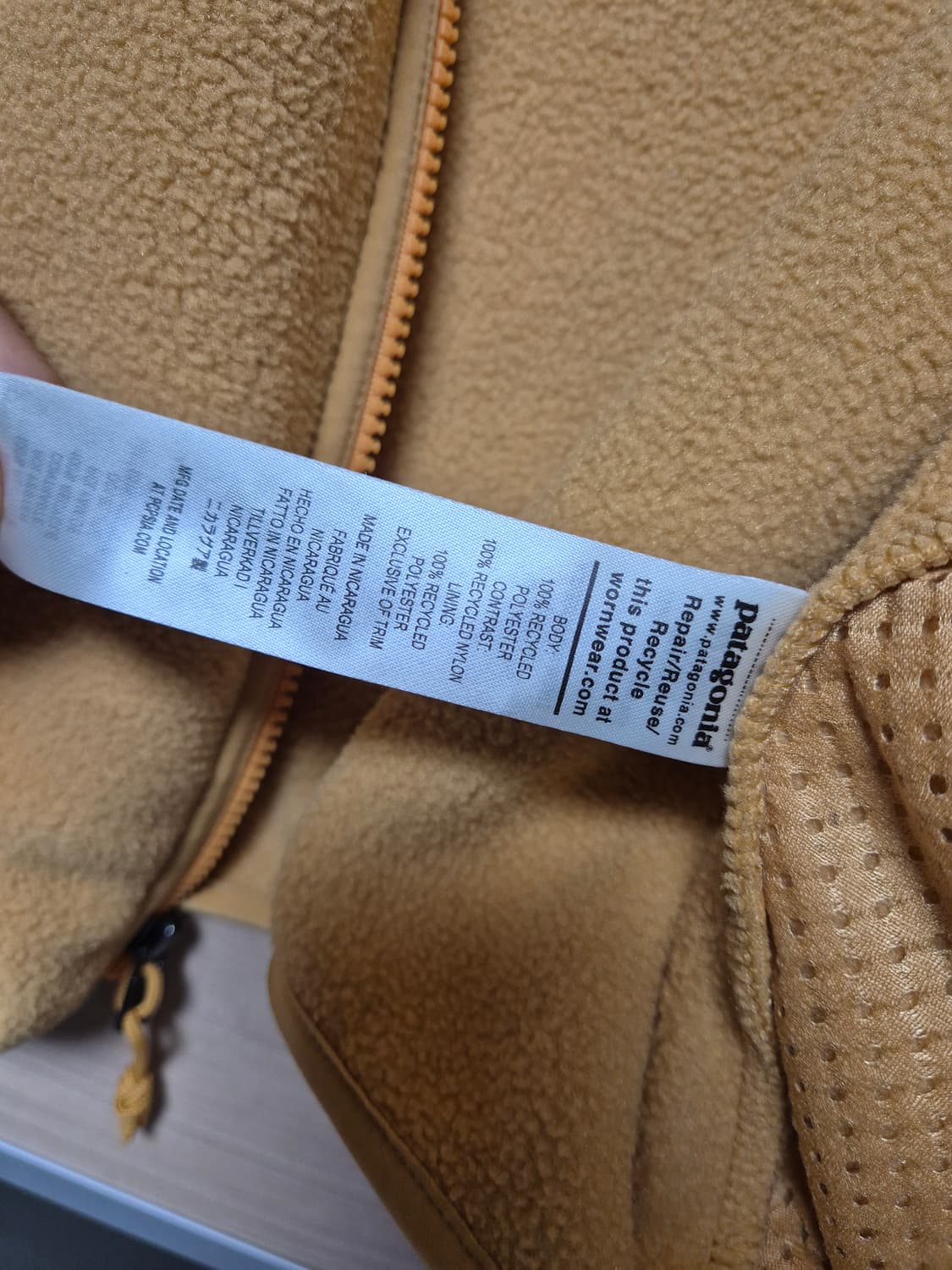 파타고니아 신칠라 플리스 집업 머스타드 상품이미지8