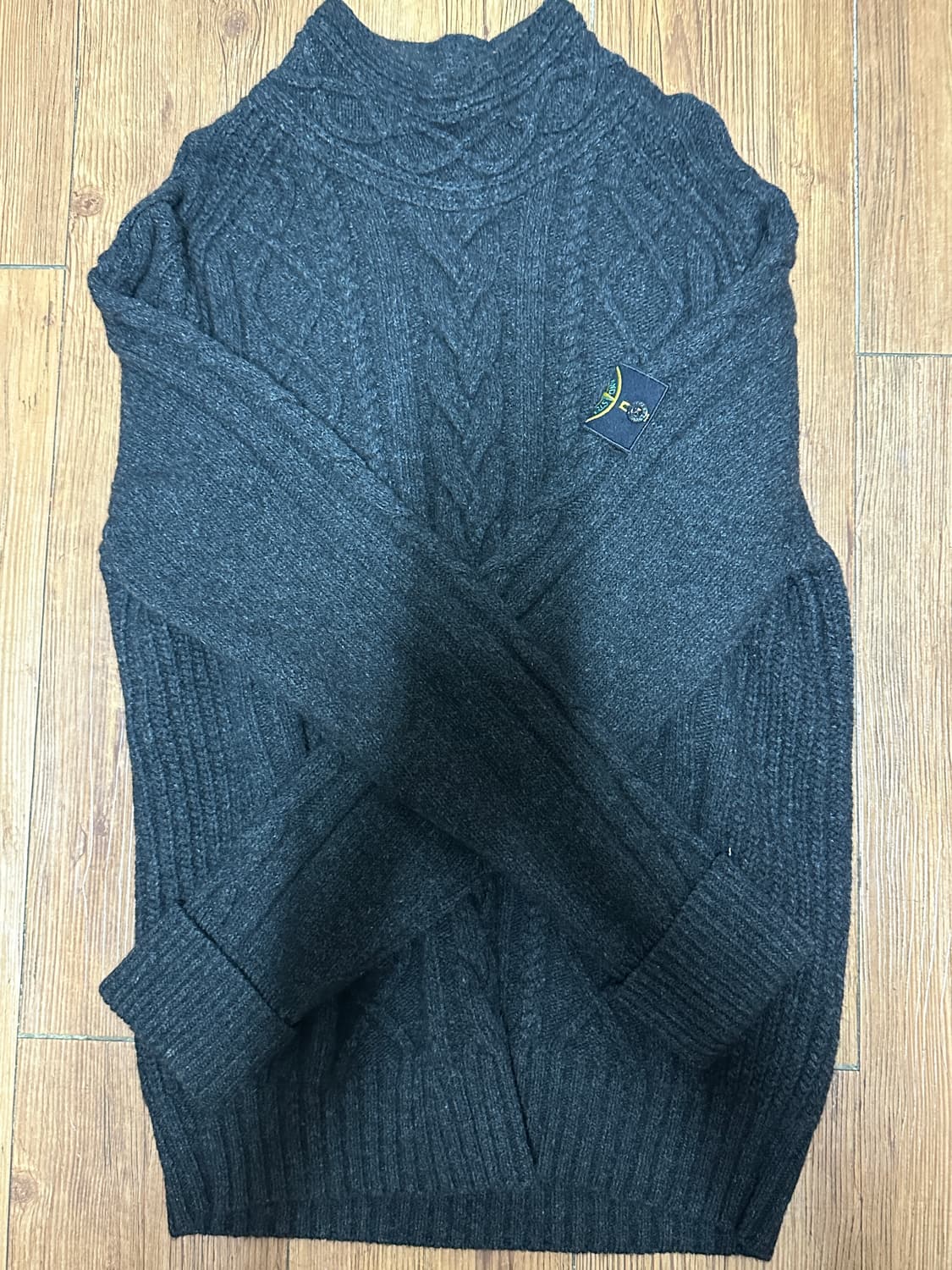 스톤아일랜드 니트 상품이미지2