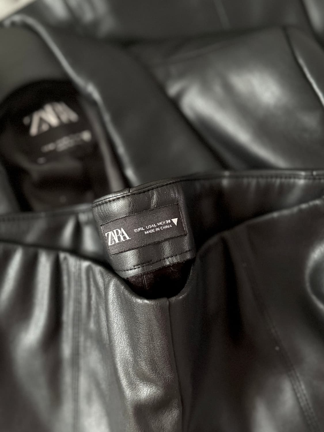 ZARA 레더 셋업 자켓(M) & 팬츠(L) 상품이미지6