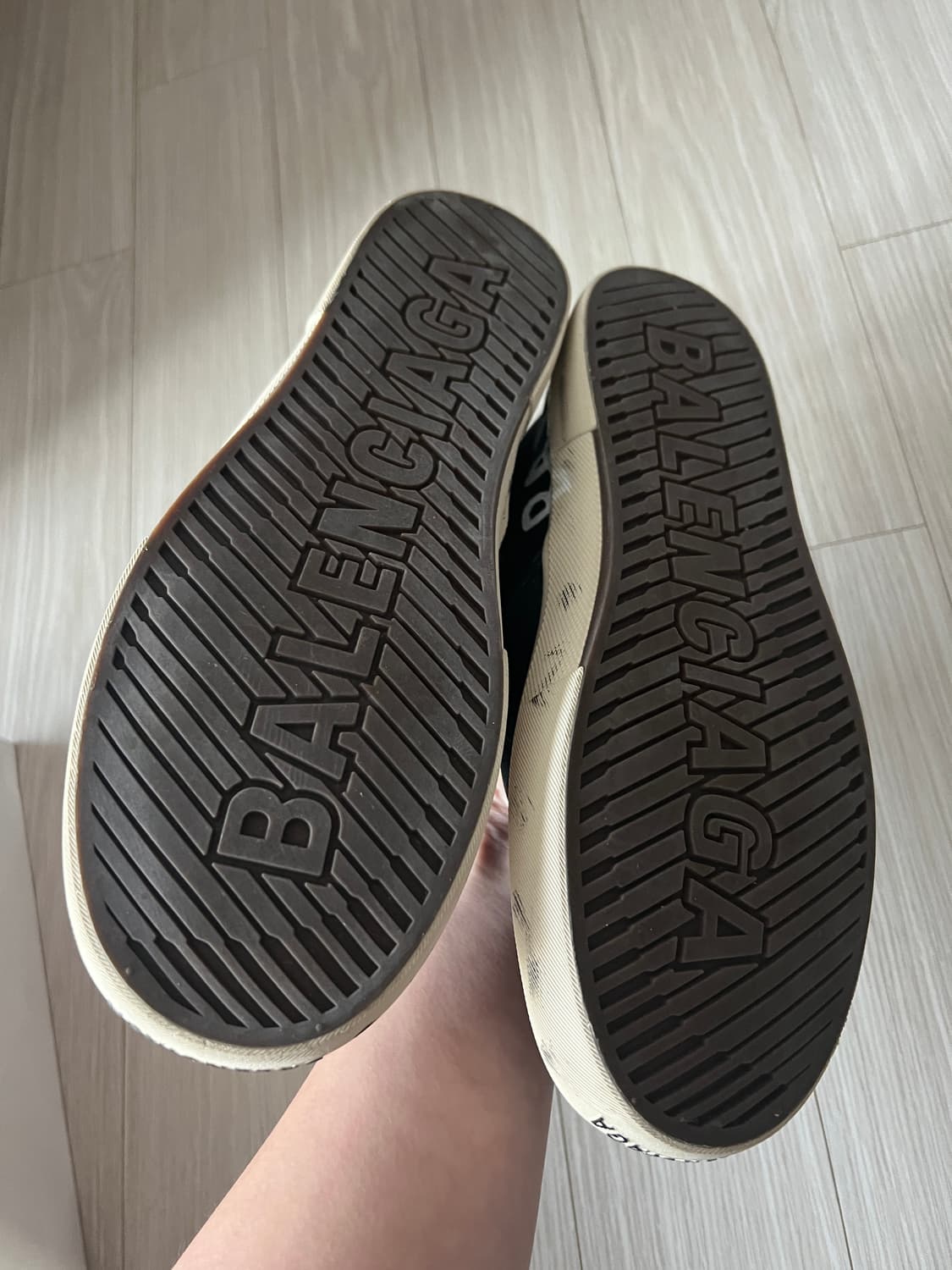 (정품)발렌시아가 파리스 슬립온(1회착용) 상품이미지4