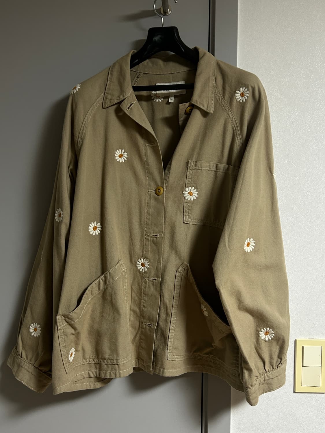 더그레이트 플라워 자수 야상 (비이커구매) 상품이미지1