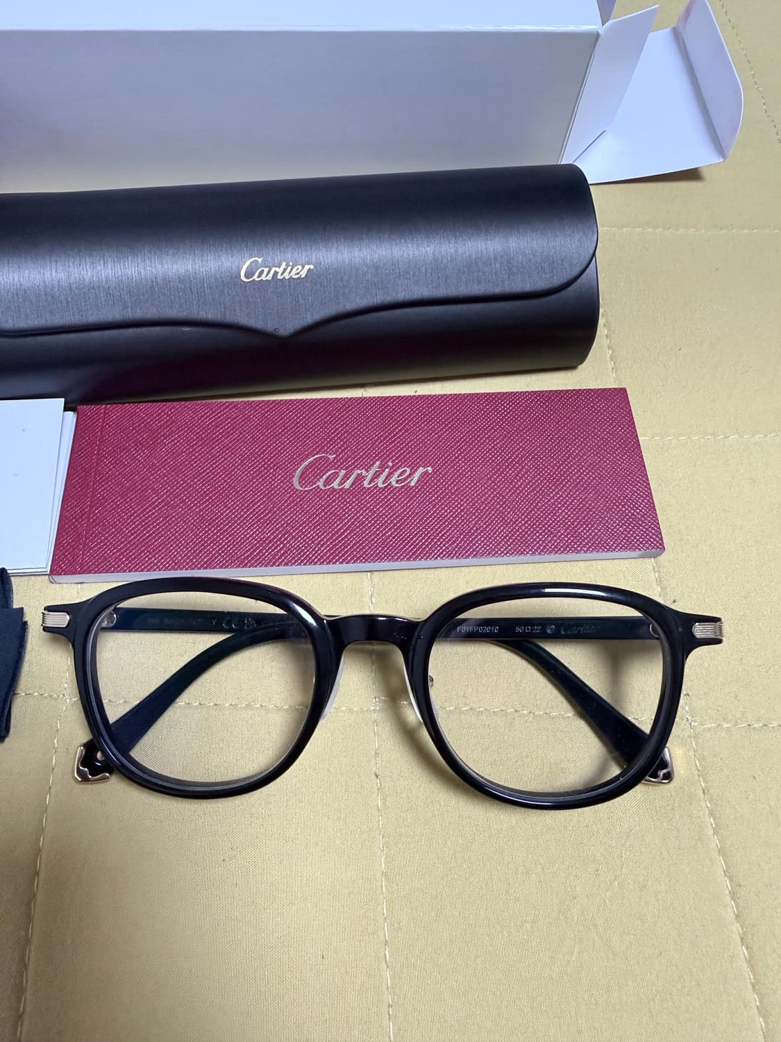 새상품급 까르띠에 판토스 뿔테 안경 상품이미지5