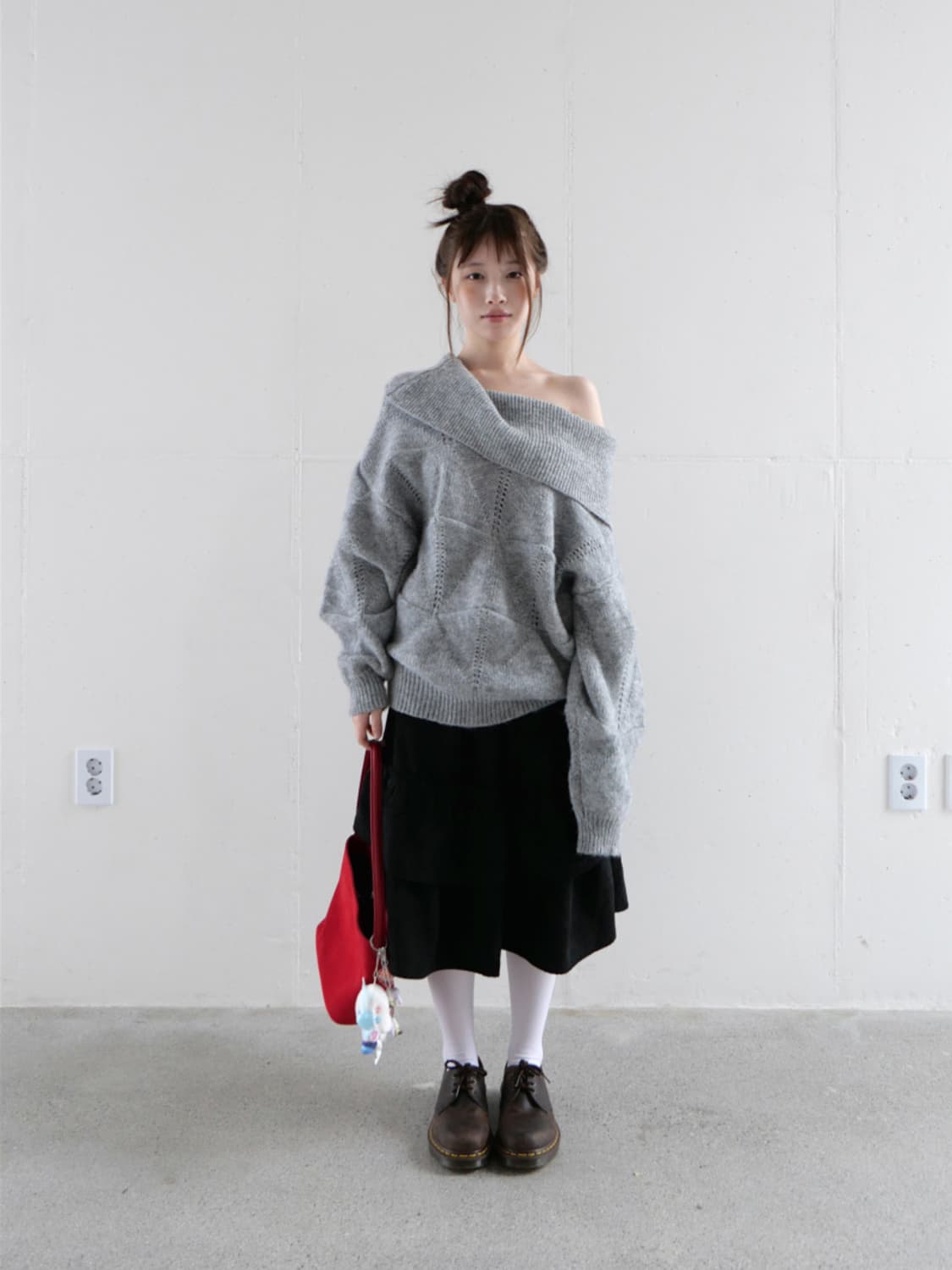 베이비랩 다이아 오프숄더 니트 그레이 상품이미지1