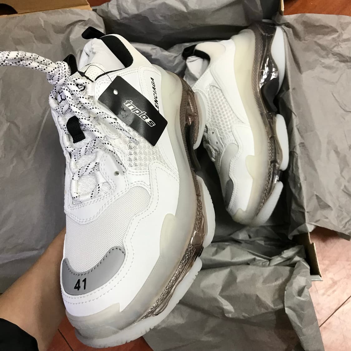 (새상품) 발렌시아가 화이트 클리어솔 트리플s 스니커즈 상품이미지4